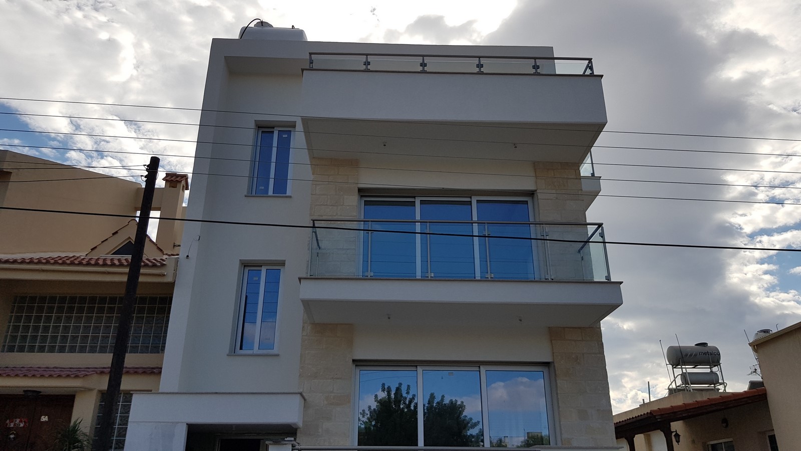 Apartment - 3 bedroom for long term rent, Agia Fyla area, Limassol