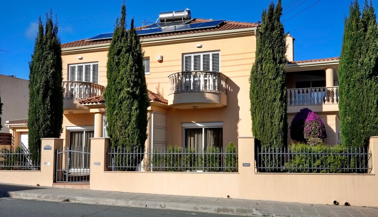 House – 4 bedroom for rent, Episkopi area, Limassol