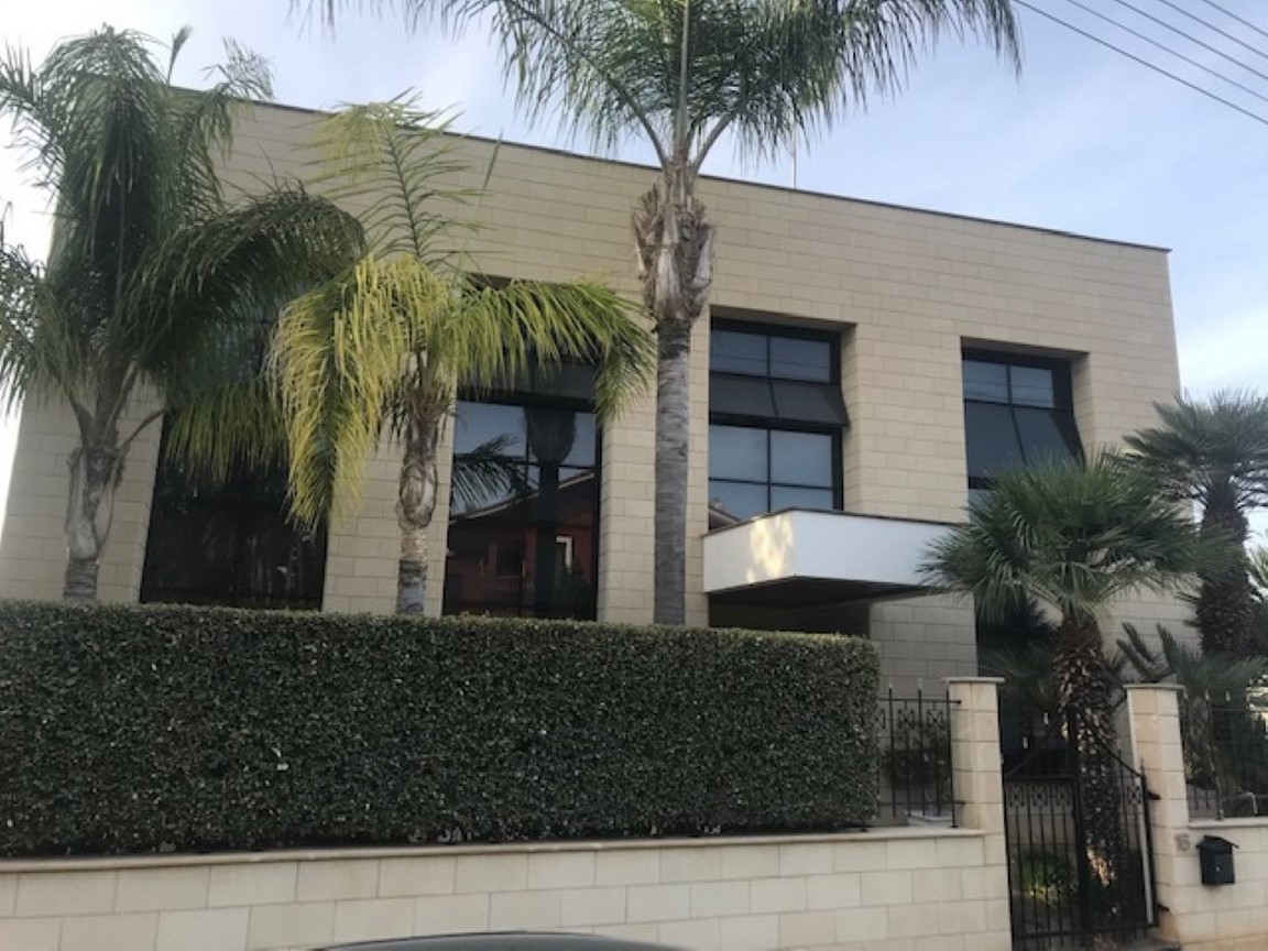 Villa – 5 bedroom for sale, Kalogiry area area, Limassol