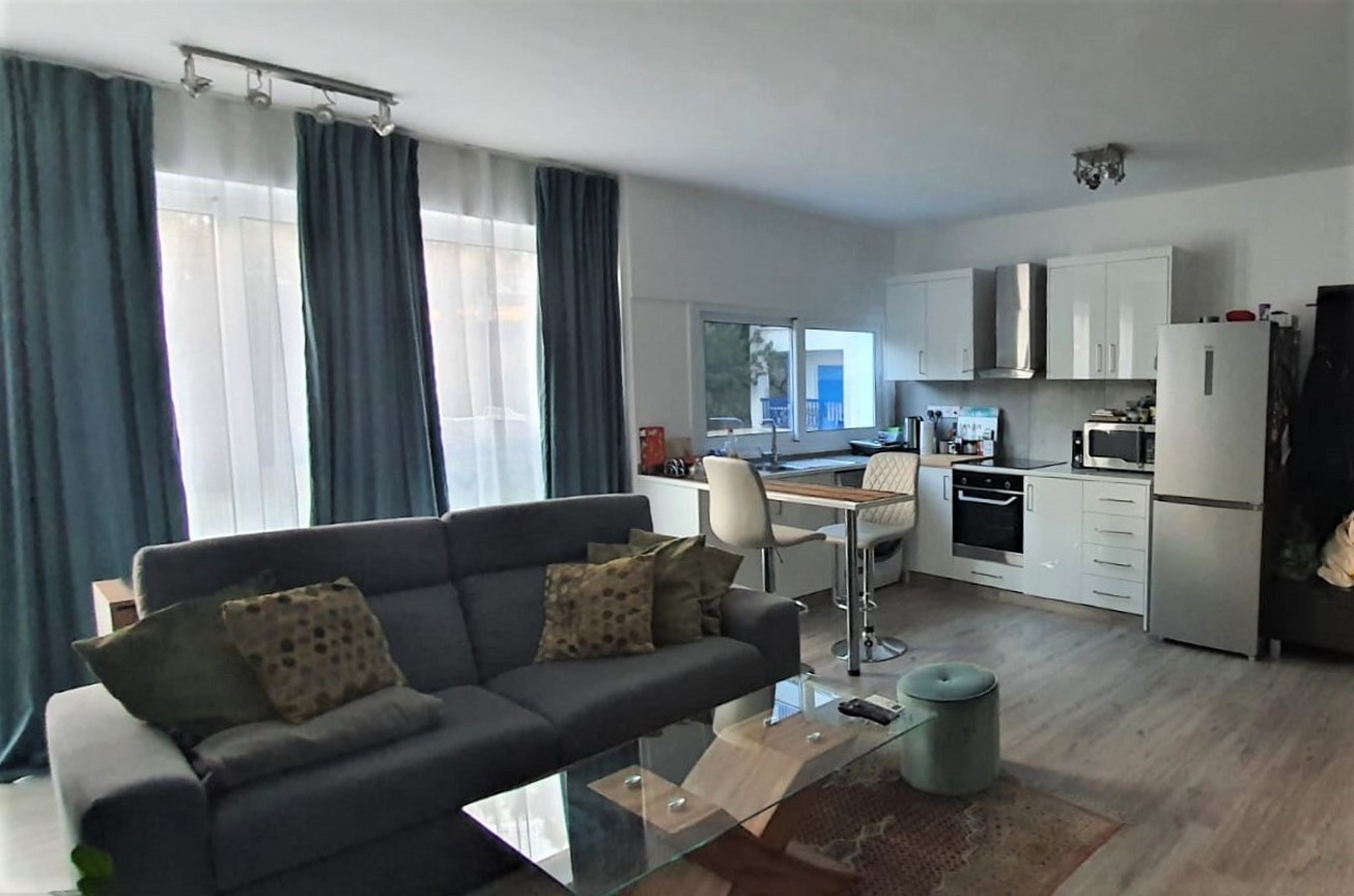 Apartment – 1 bedroom for sale, Agios Tychonas tourist area, Limassol