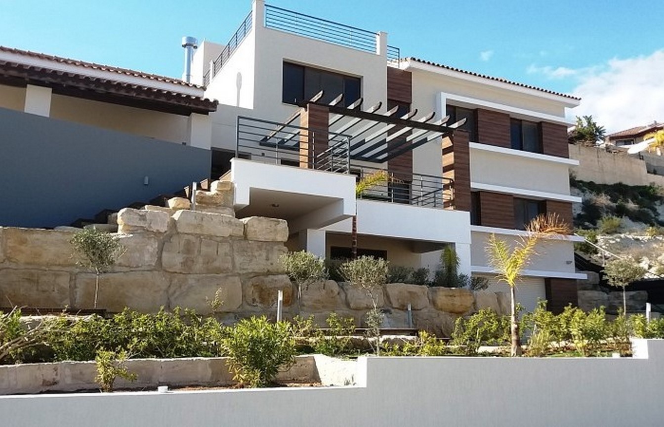 Villa – 5 bedroom for sale, Agios Tychonas village, Limassol