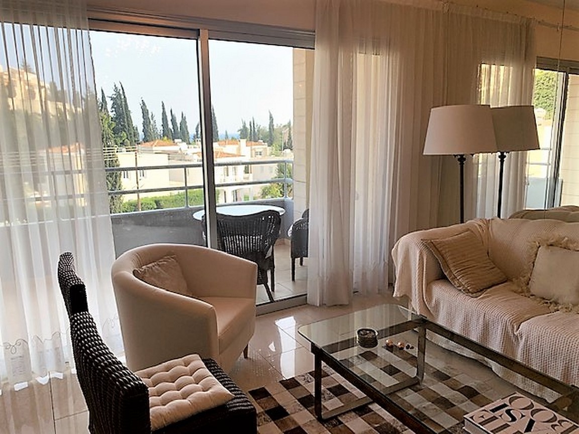 Apartment – 3 bedroom for sale, Agios Tychonas village, Limassol