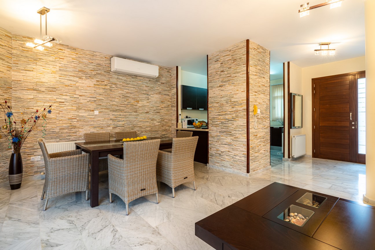 Villa – 4 bedroom for rent, Parekklisaia tourist area, Limassol