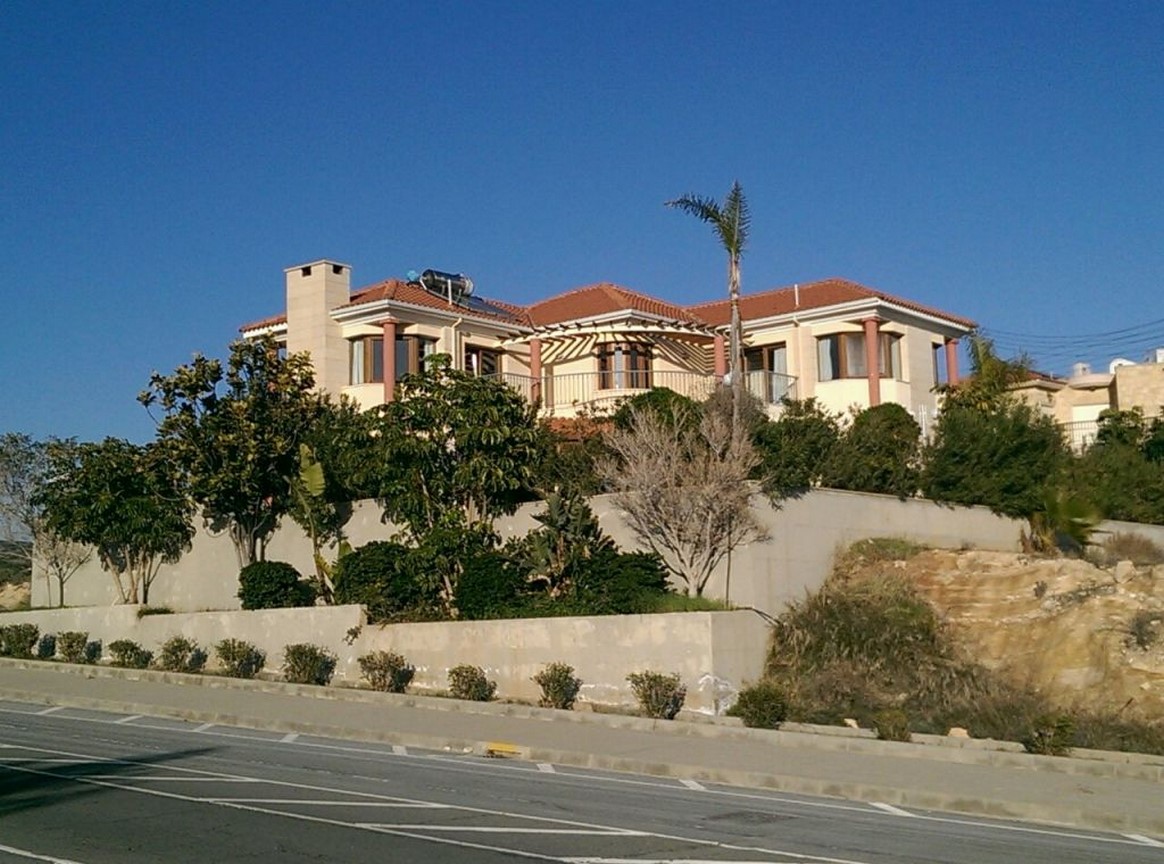 Villa – 5 bedroom for rent, Agios Athanasios area, Limassol