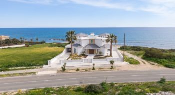 Beachfront modern villa – 5 bedroom for rent, Ayios Theodoros village, Larnaca 